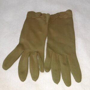 VINTAGE 1960'S OLIVE GREEN NYLON LADIES DRESS GLOVES SIZE 6 - 6 1/2